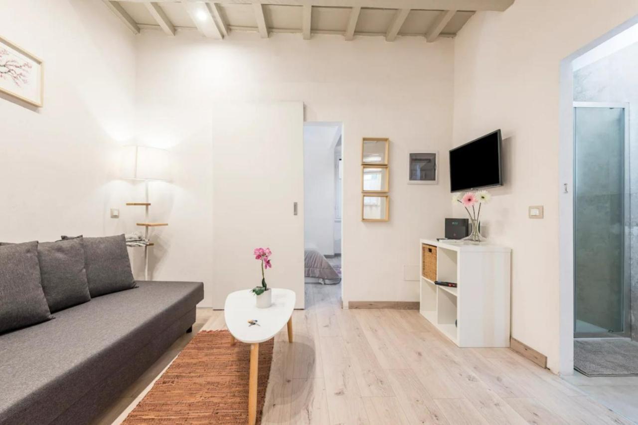 Cozy Apartment Near Ponte Vecchio Firenze Bagian luar foto
